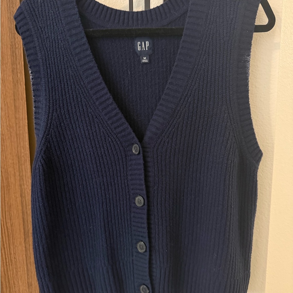 GAP Deep Navy Ribbed Button-Up Knit Vest